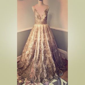 Basix Black Label Gown